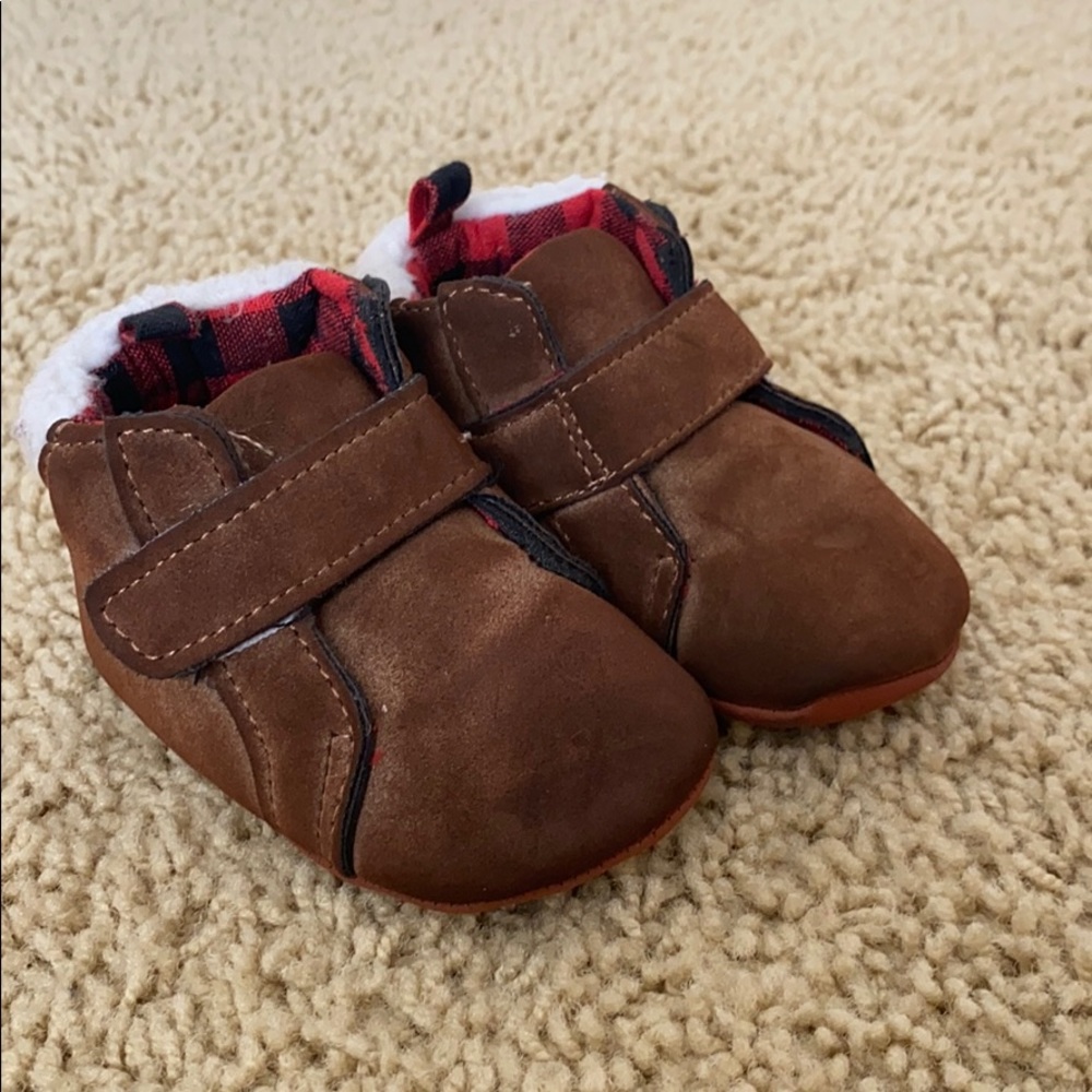 Boys brown suede booties